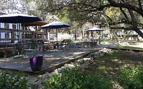 Wimberley Inn & Bar